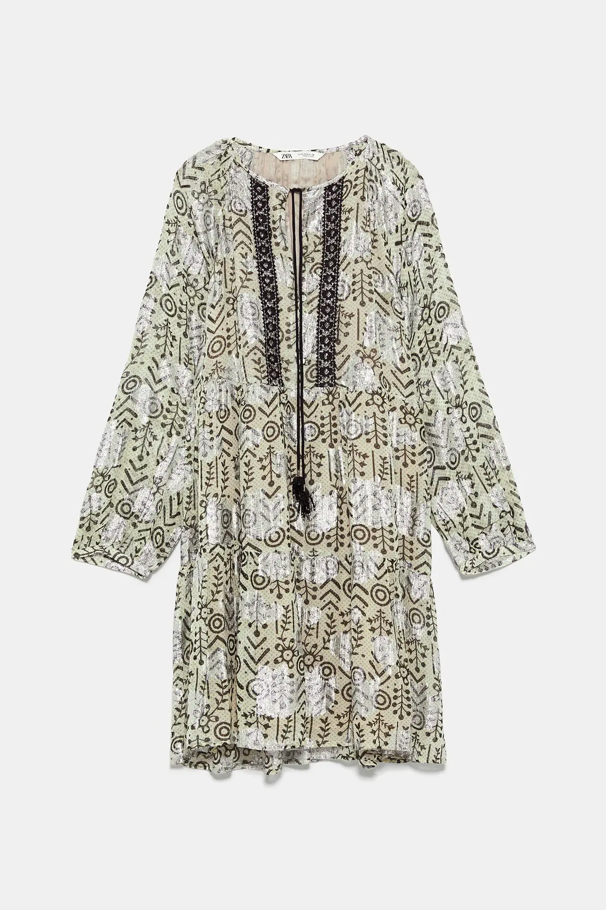 Vestido curto estampado com aplicação de cordão e missangas, Zara, €59,95