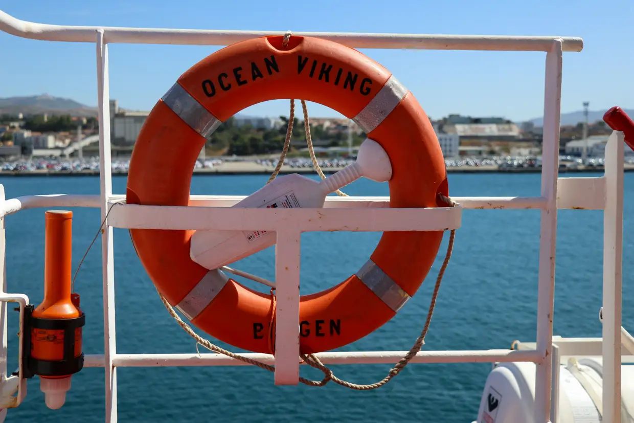 O Ocean Viking no porto de Marselha