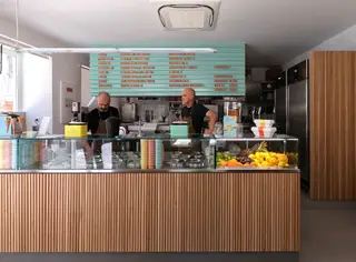 Ameixa e mirtilo são alguns dos sabores deste verão na Così, a nova geladaria artesanal de Coimbra