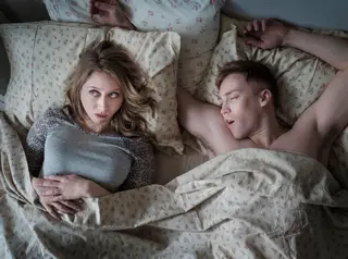 7 coisas que (não sabe, mas) podem fazer com que ressone