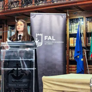 Sofia Escária na tomada de posse da presidência da Federação Académica de Lisboa