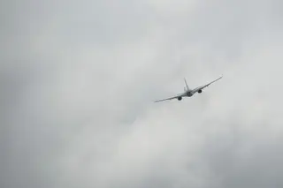 19 horas de viagem num avião: estará o corpo humano preparado para a maratona?