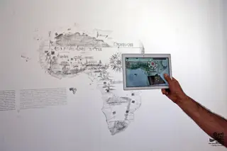 Depois de uma visita ao Nucleo Museológico Rota da Escravatura, vale a pena o passeio até à Ponta da Piedade para apreciar as praias, as falésias e o farol