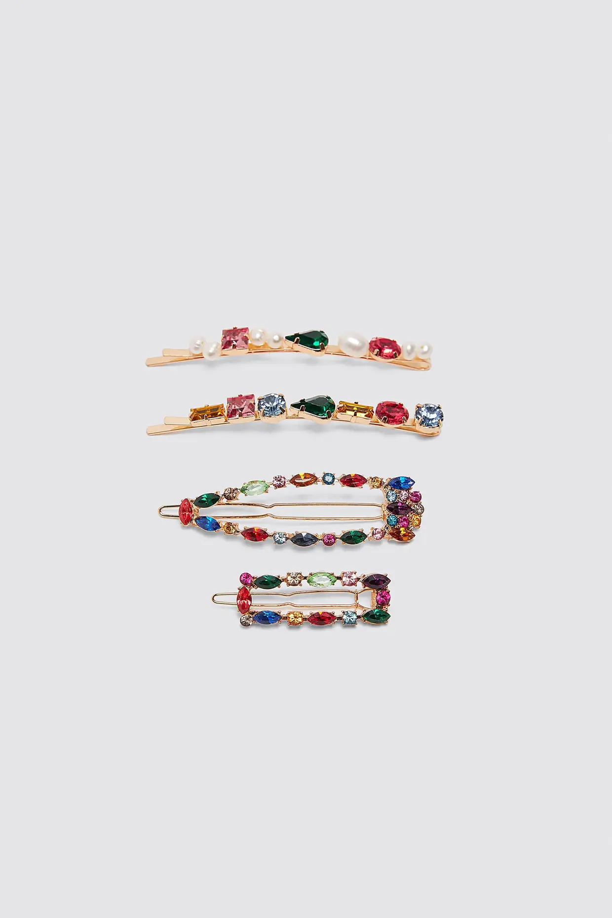 Conjunto de ganchos com brilhos, Zara, €12,95
