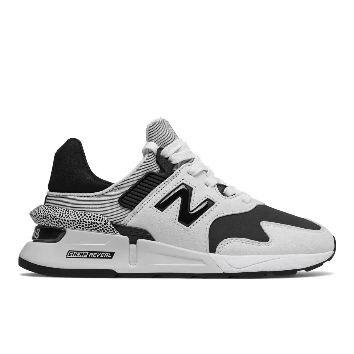 Ténis 997, New Balance, €109,95