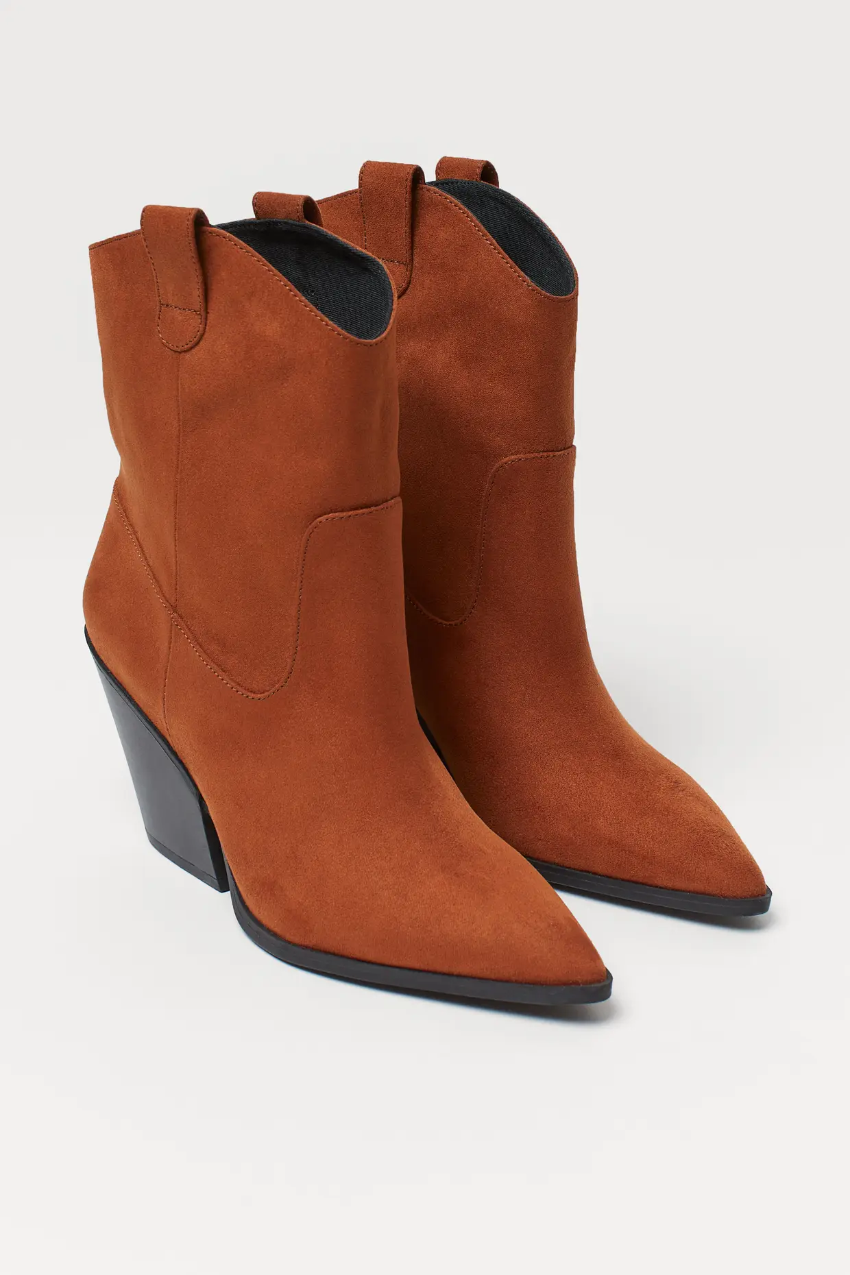 Botim, H&M, €49,99