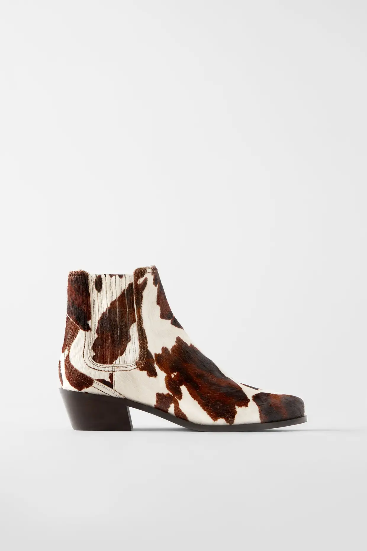 Com estampado animal, Zara, €69,95