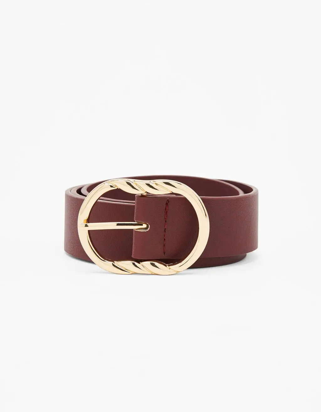 Com fivela trabalhada, Bershka, €5,99