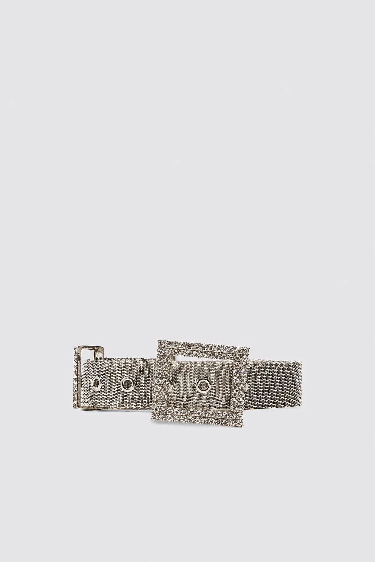 De metal e fivela com joia, Zara, €19,95