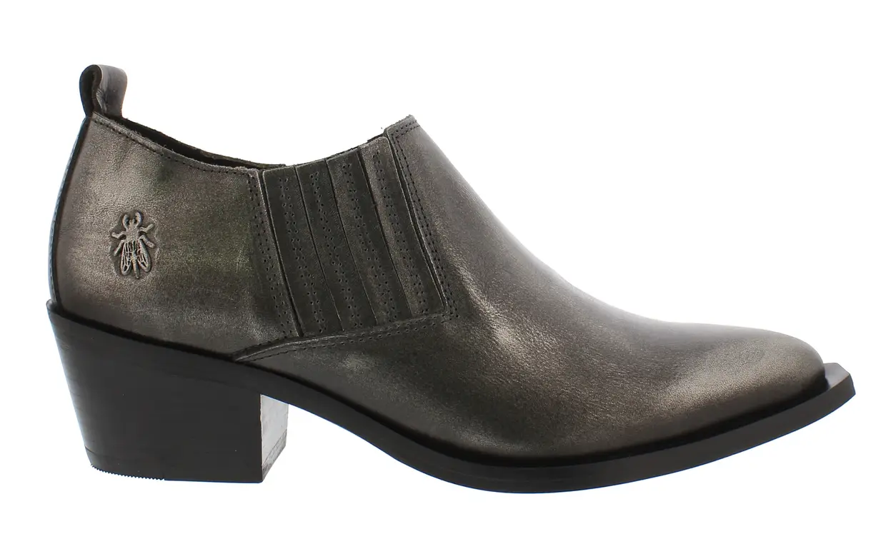 Sapato com elástico lateral, Fly London, €140