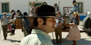 Apesar de, no filme, ficar claro que se trata de um registo ficcional, sabe-se que a grande inspiração para a construção desta história foi a Herdade de Rio Frio, propriedade da família Lupi, na zona de Alcochete, a sul do Tejo