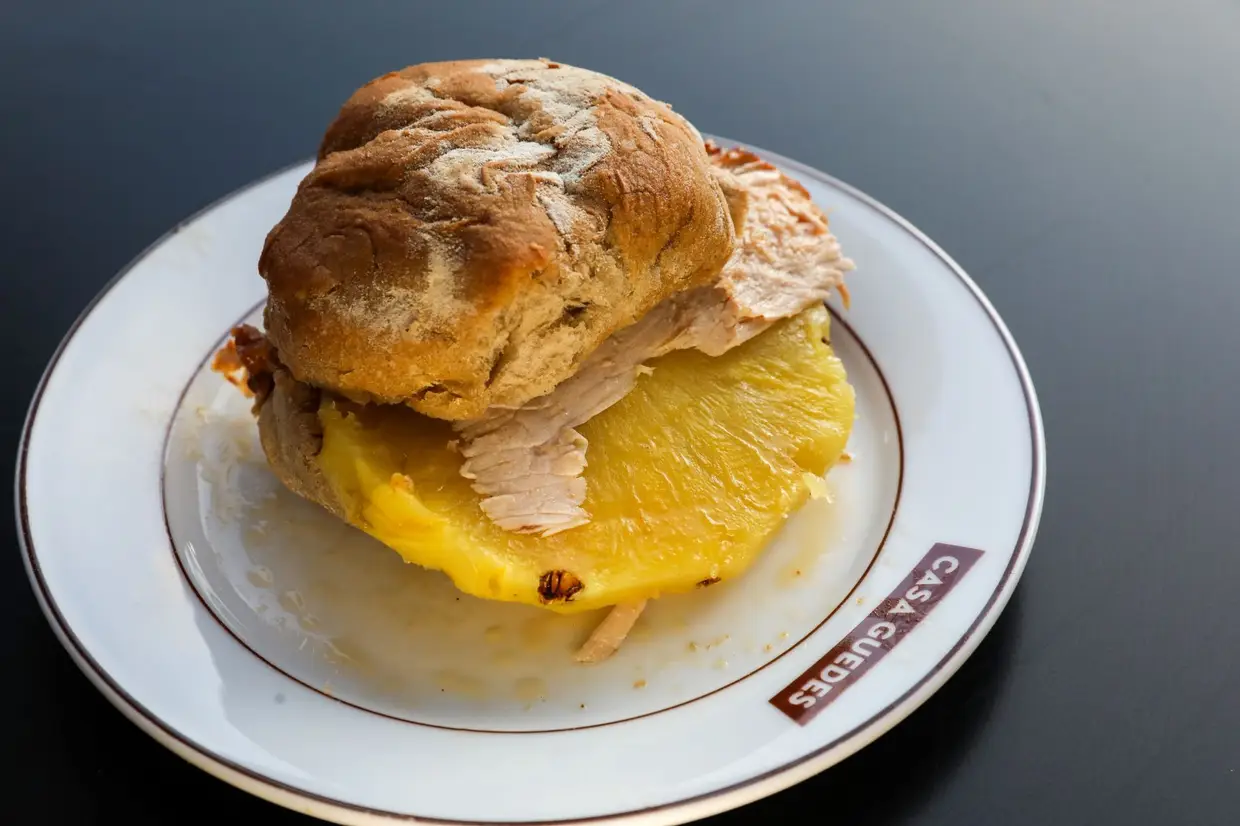Entre as novidades na carta, está a sandes de pernil com abacaxi