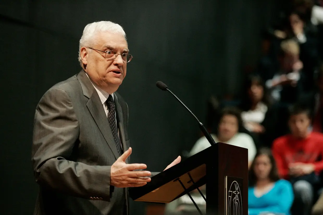 Na sua ultima aula como professor de Direito, numa cerimonia realizada na reitoria da Universidade Nova de Lisboa