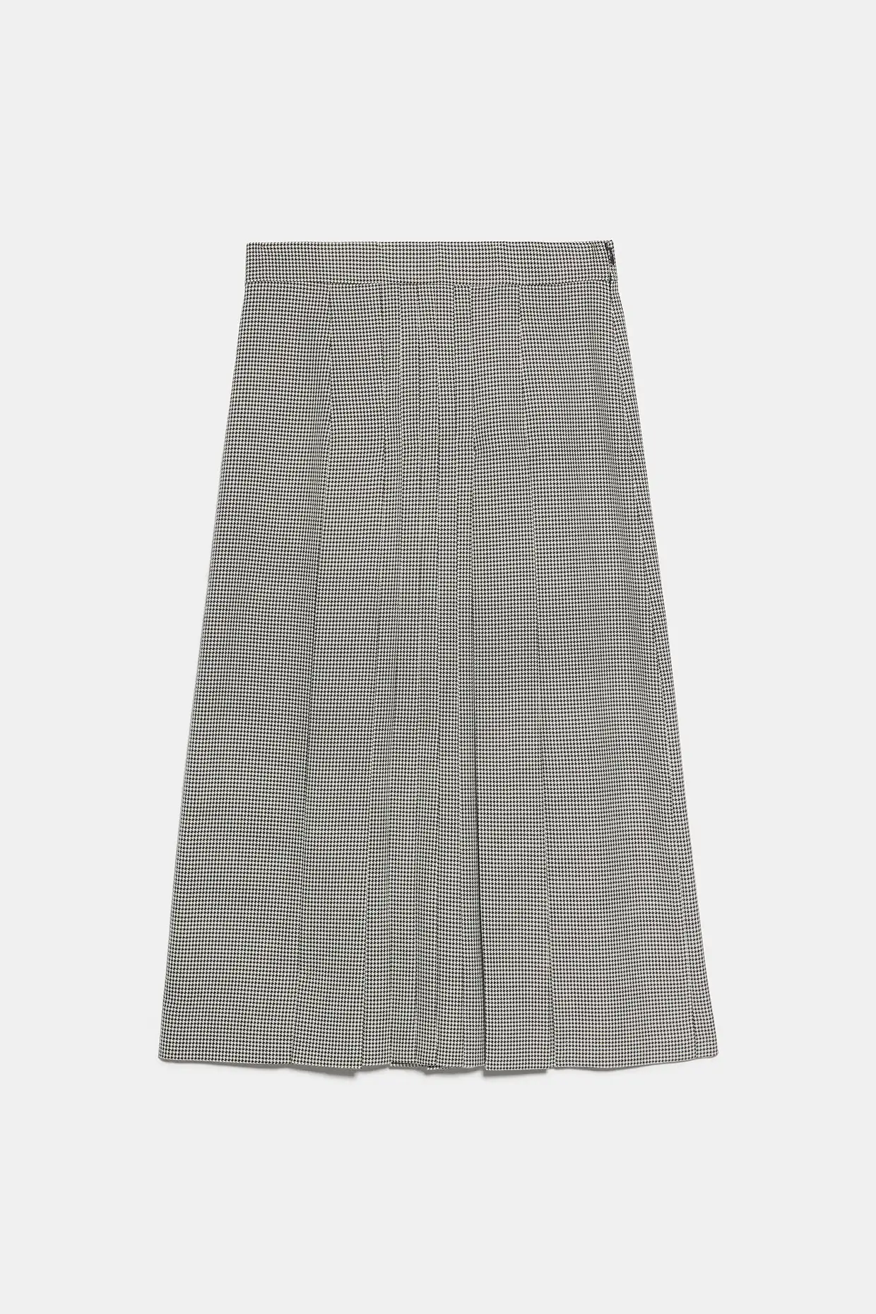 Saia com pregas, Zara, €49,95