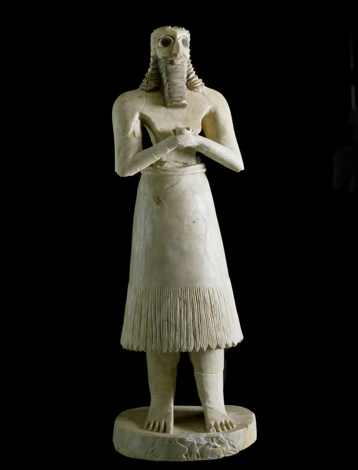 Figura da arte mesopotâmica, que retrata um homem da época, data do 3º milénio antes de Cristo e está exposta no Museu de Bagdad, no Iraque
