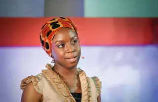 A escritora nigeriana Chimamanda Ngozi Adichie, eleita pela Time como uma das 100 pessoas mais influentes do mundo, abre o fórum (neste domingo, 3), abordando o racismo nos dias de hoje
