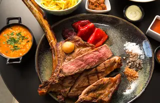 No Rib Beef & Wine, no Porto e em Lisboa, o forte é a carne nacional de bovino, em especial da região Norte