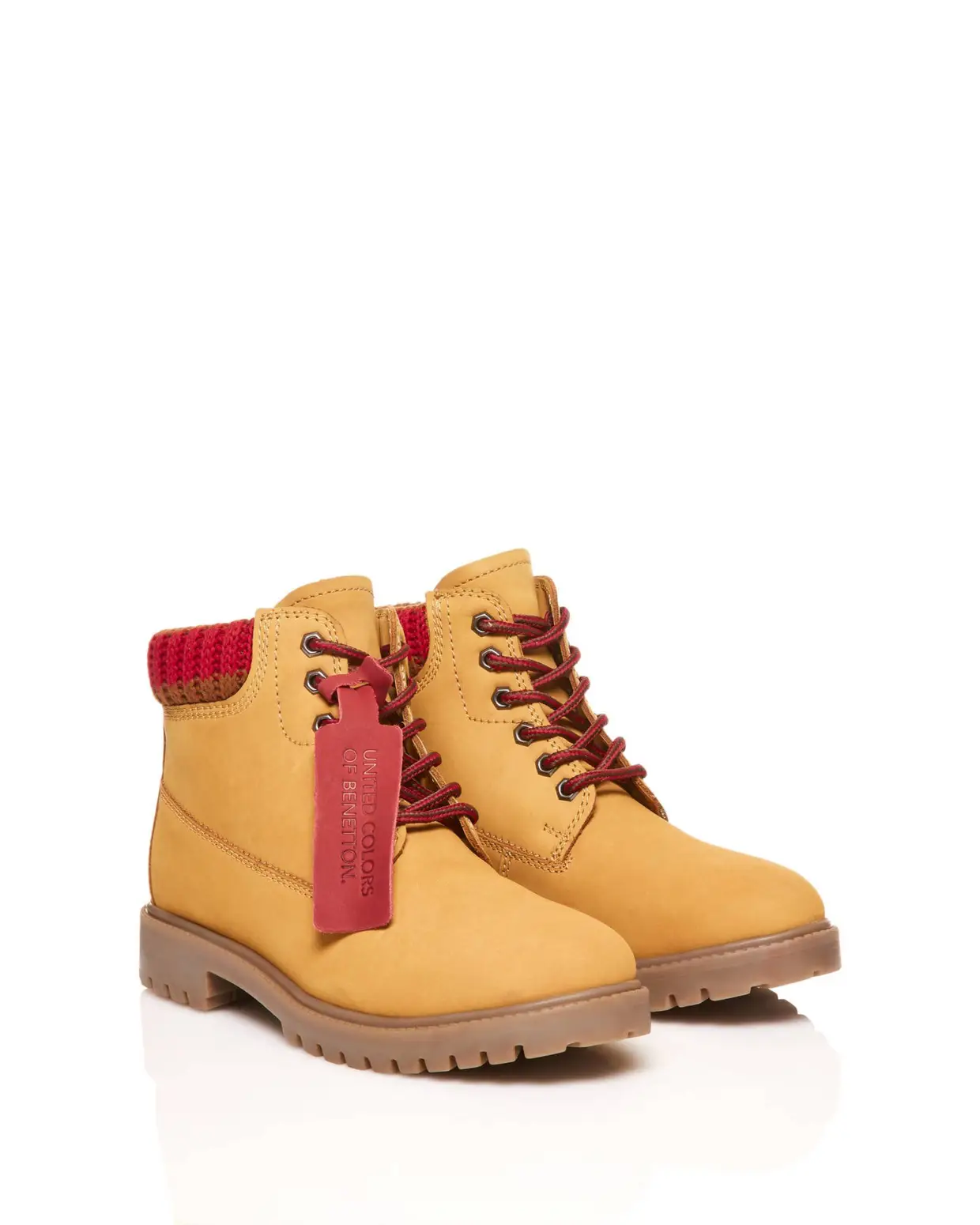 Botas de camurça, Benetton, €109