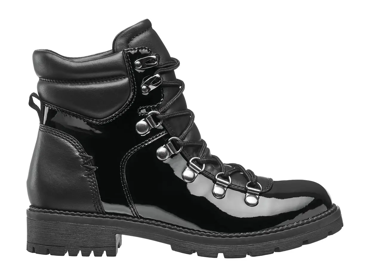 Botas em verniz, Deichmann, €37,90