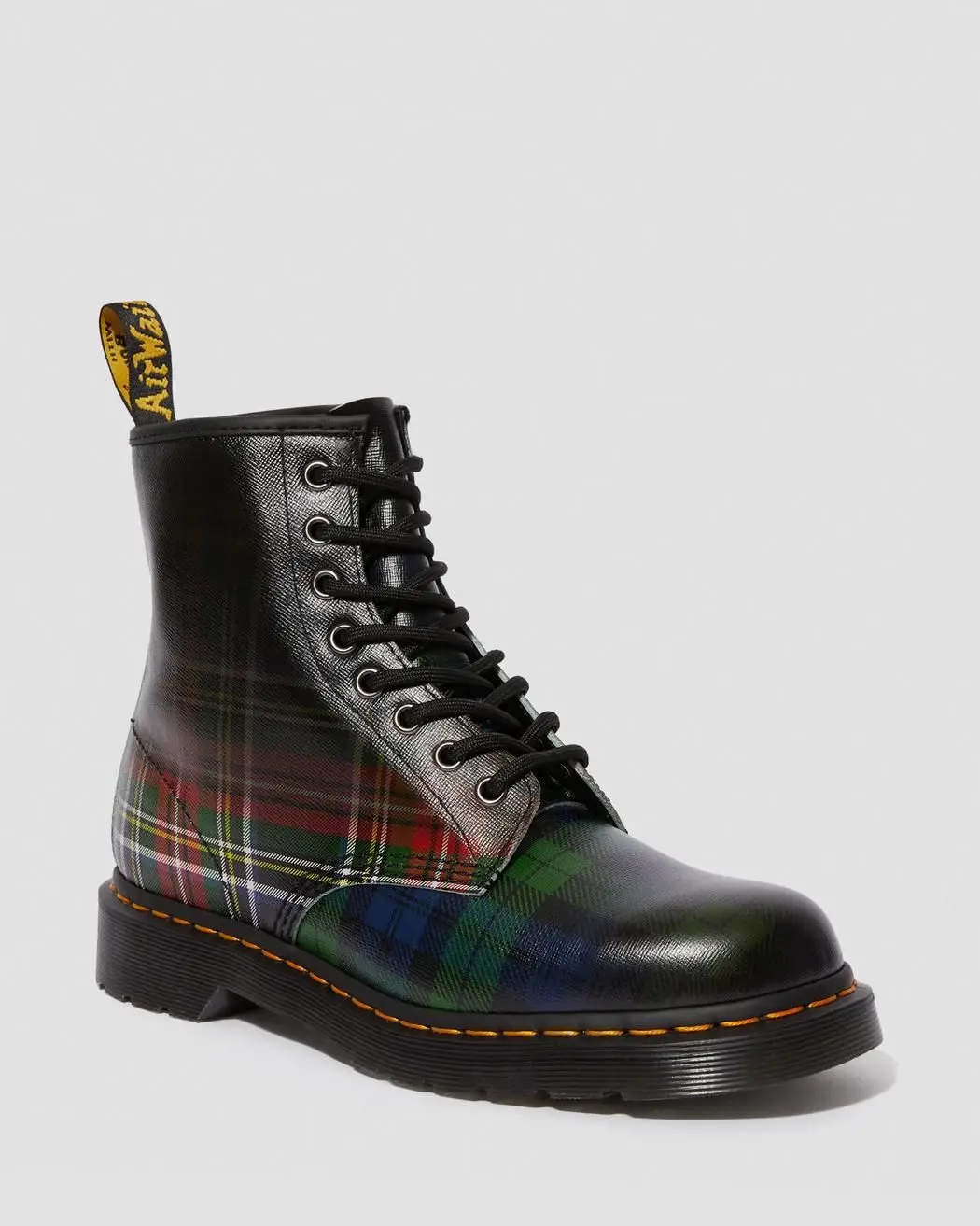 Em tartan, Dr. Martens, €189