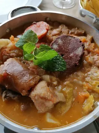 Domingo e quarta-feira, no inverno, são dias de cozido à portuguesa