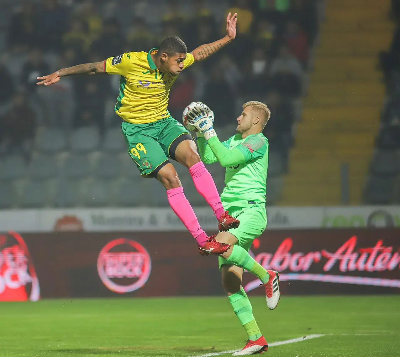 FC Paços de Ferreira e Rio Ave ficam 'a zeros' no regresso ...