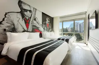 Hotéis com arte: Música, cinema, pintura ou poesia?