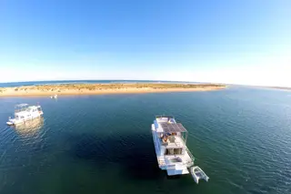 Barcos Casa: Embalados pela beleza natural da Ria Formosa