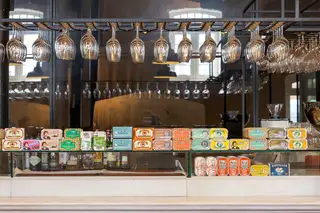 Conservas e vinho: petiscar à moda do Porto