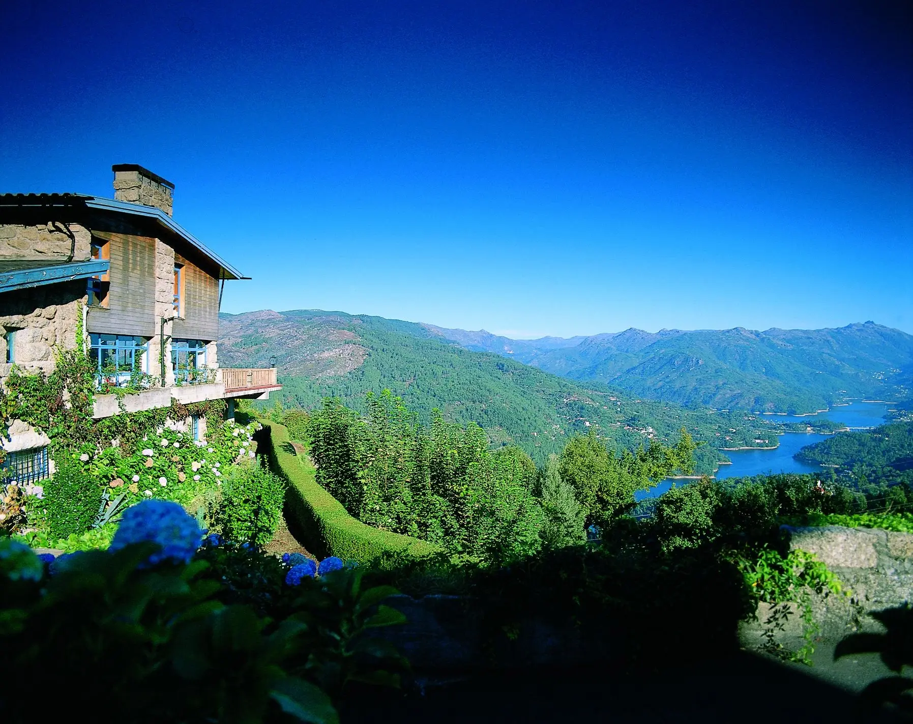 Boa Cama Boa Mesa na SIC Notícias: Em passeio pelo Gerês