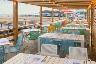 Só Verão, o novo restaurante de praia, com assinatura Vila Vita Parc