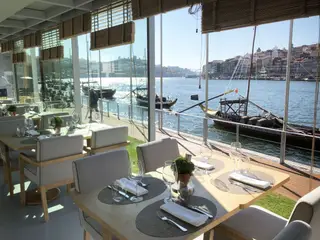 Uva by Cálem: António Vieira assina cozinha tradicional portuguesa nas margens do Douro