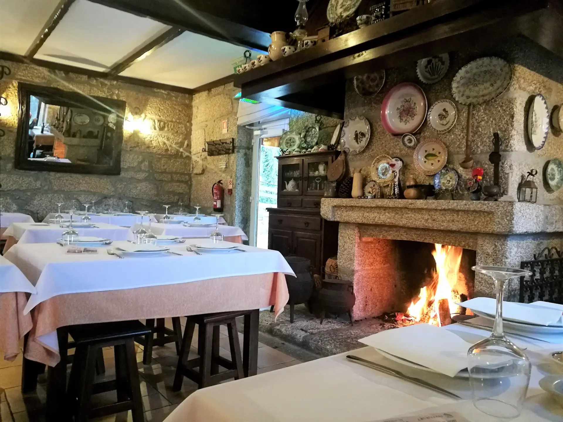 Saber ao Borralho: Cozinha de memórias no aconchego da lareira