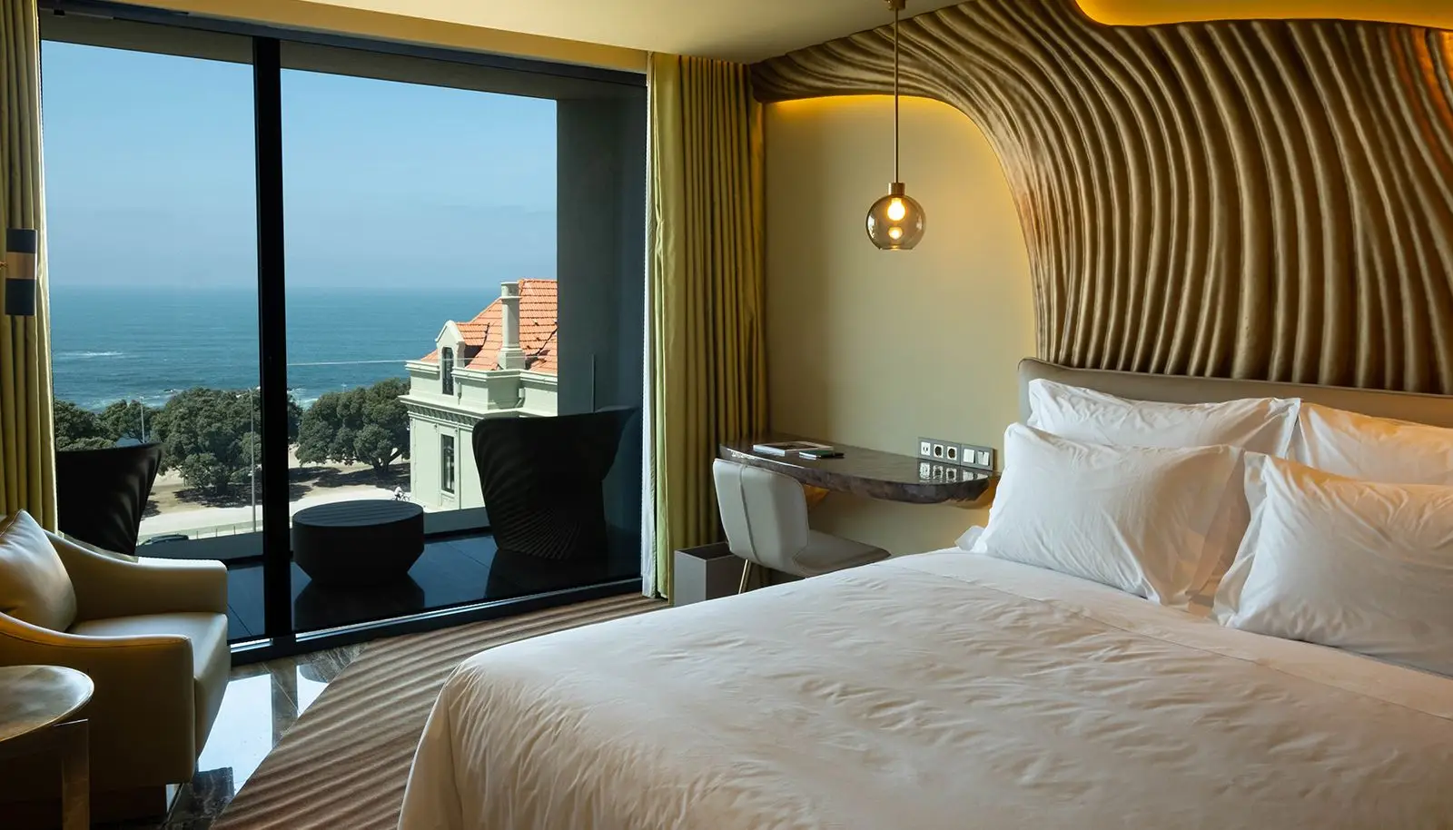 Vila Foz Hotel & Spa e Plano Restaurante são "Revelação" para o guia Boa Cama Boa Mesa