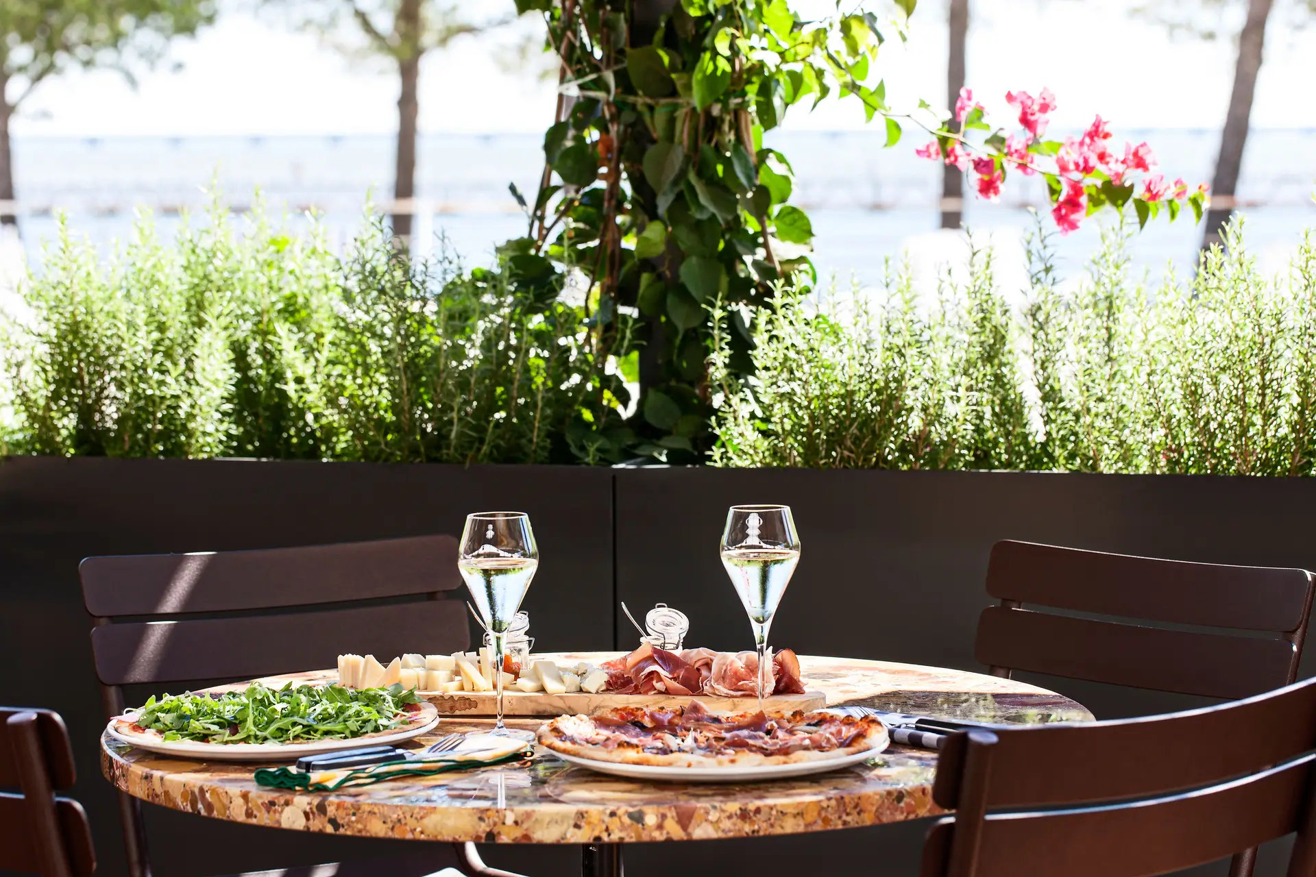 Saudades de almoçar (ou jantar) fora? Conheça sete opções de restaurantes em Lisboa para o dia da reabertura