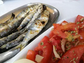 No pão ou no prato: chegou (finalmente) a época das sardinhas!