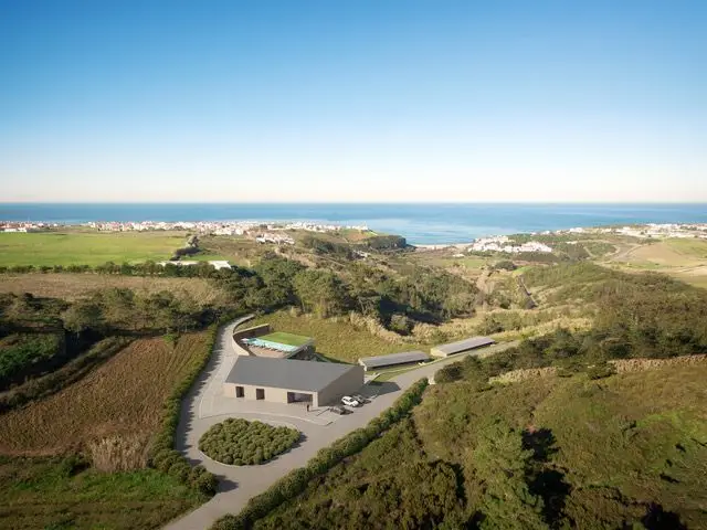 Primeiro hotel cinco estrelas da Ericeira chama-se Immerso e abre no verão