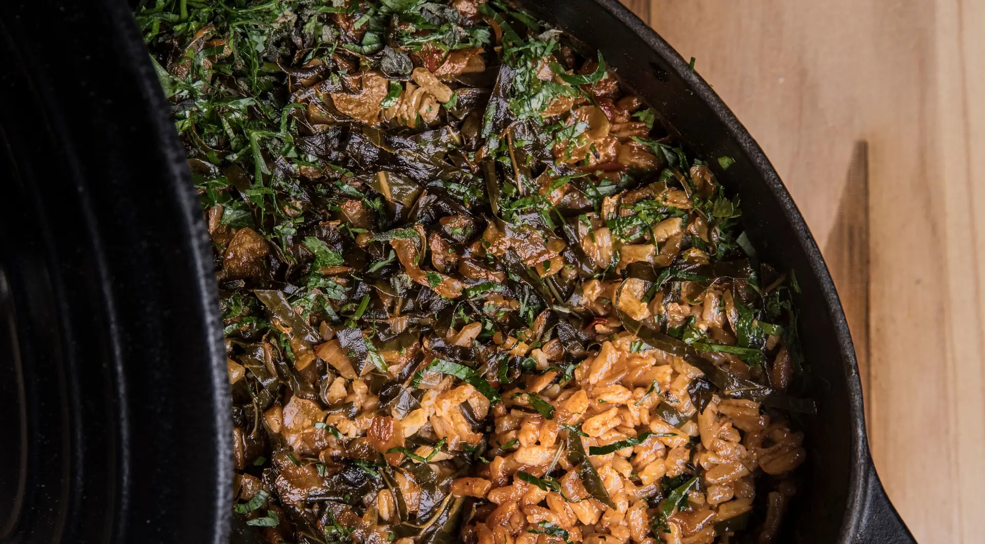 Como fazer: Arroz de forno com couve-penca