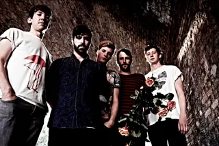 Foals: “Nunca demos um concerto completamente sóbrios”