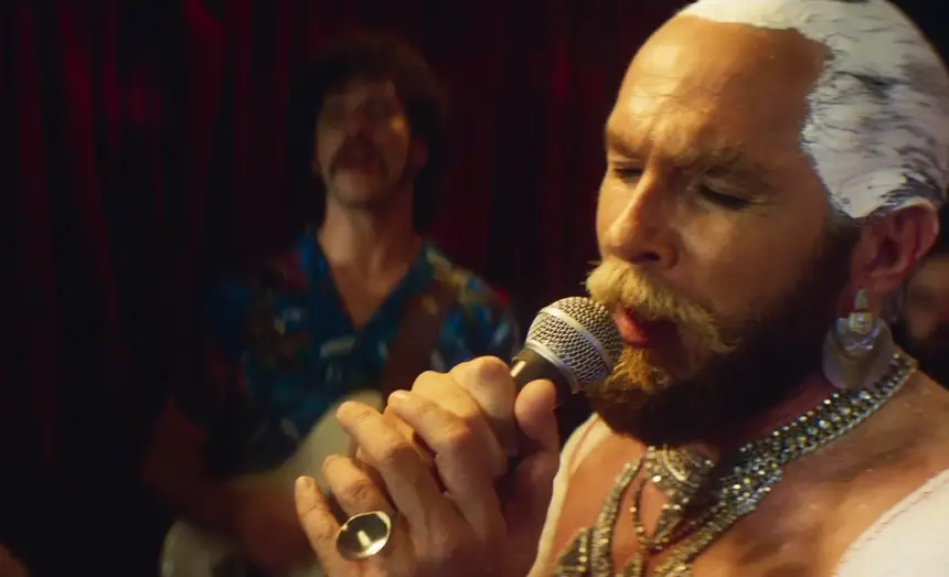 BLITZ - Revelado mais um pouco do filme sobre António ...