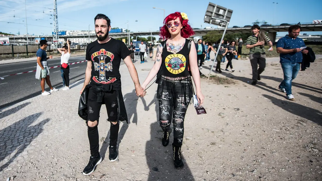 A caminho do Passeio Marítimo de Algés