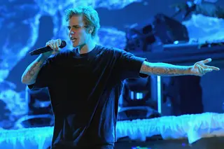 Justin Bieber para Donald Trump: “Também consegues tirar os miúdos [migrantes] das jaulas?”