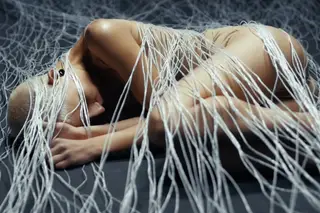 Veja aqui o vídeo de “Plass”, o novo single de Surma