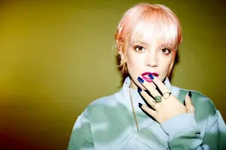 Lily Allen: “Percebo bem que artistas fazem música para o Spotify, quem são os músicos e os não músicos”