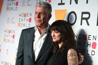 Anthony Bourdain “era o meu amor, o meu rochedo e o meu protetor”. A homenagem da namorada Asia Argento