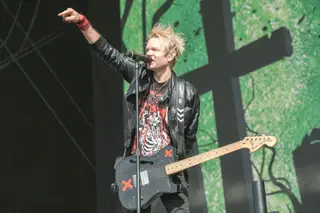 Sum 41 chamam Mike Shinoda para versão dos Linkin Park. O vídeo aqui