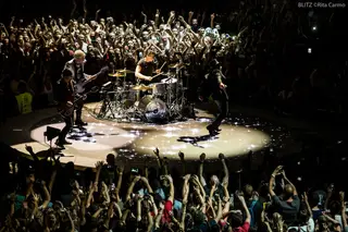 São quatro super-heróis? Uma saga de BD? Não, é “só” o sonho lindo de Bono e dos U2, tocando as estrelas em Lisboa