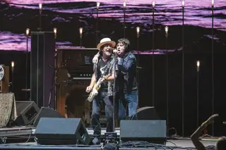 Eddie Vedder a cantar The Smiths com Johnny Marr? Aconteceu e o vídeo está aqui