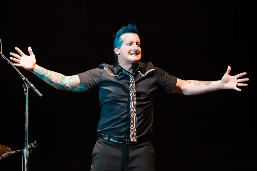 BLITZ Baterista dos Green Day lança novo EP com a sua banda de death