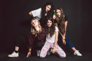 Entrevistas com Hinds e NBC no BLITZ Rádio desta semana: ouça aqui
